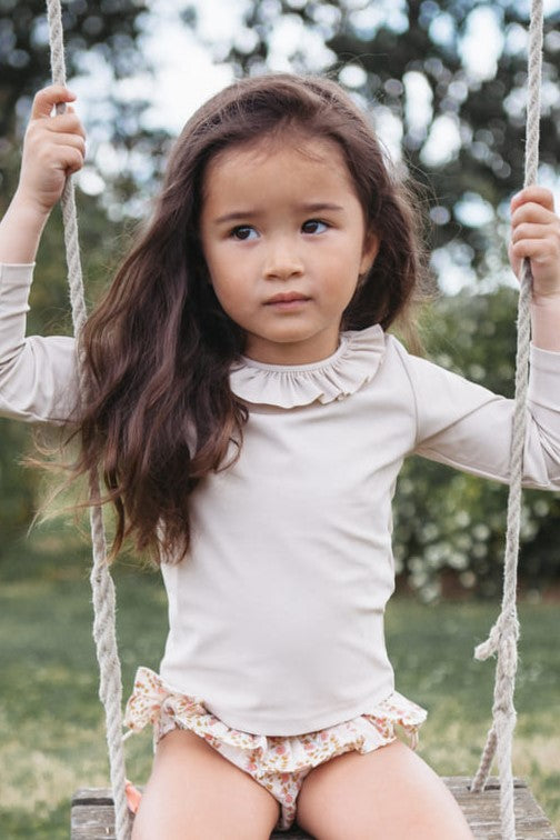 T-shirt anti-UV Joe beige à volants LES PETITS DORÉS