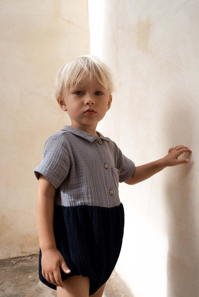 Barboteuse garçon Popelin Kids - Barboteuse col chemise bleue bi-couleur double gaze de coton bio